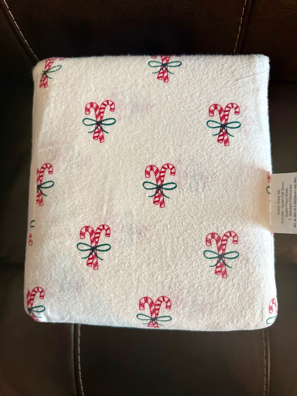 Target Queen Size Flannel Sheet Set White with Candy Canes Green Bows Holiday
